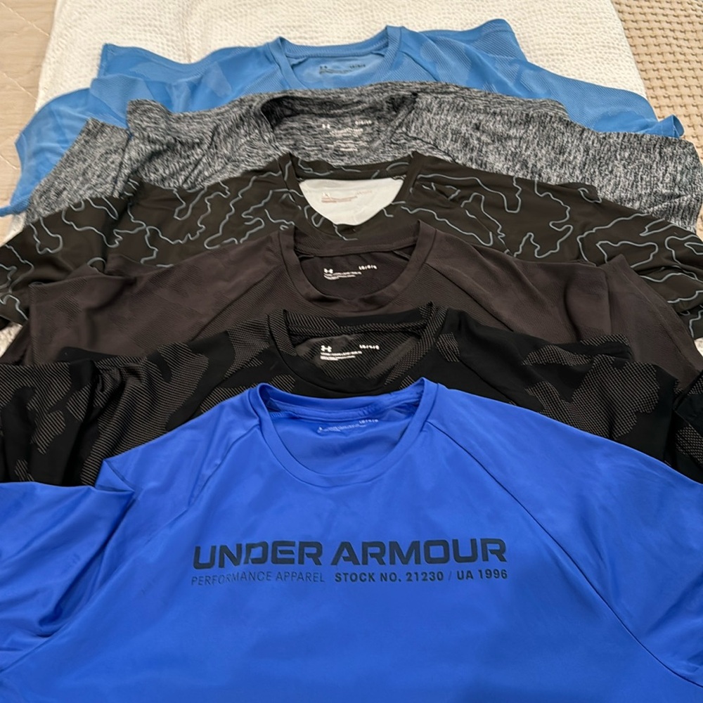 Lot of 6 Men’s UA Drifit Short Sleeve Shirts Size L